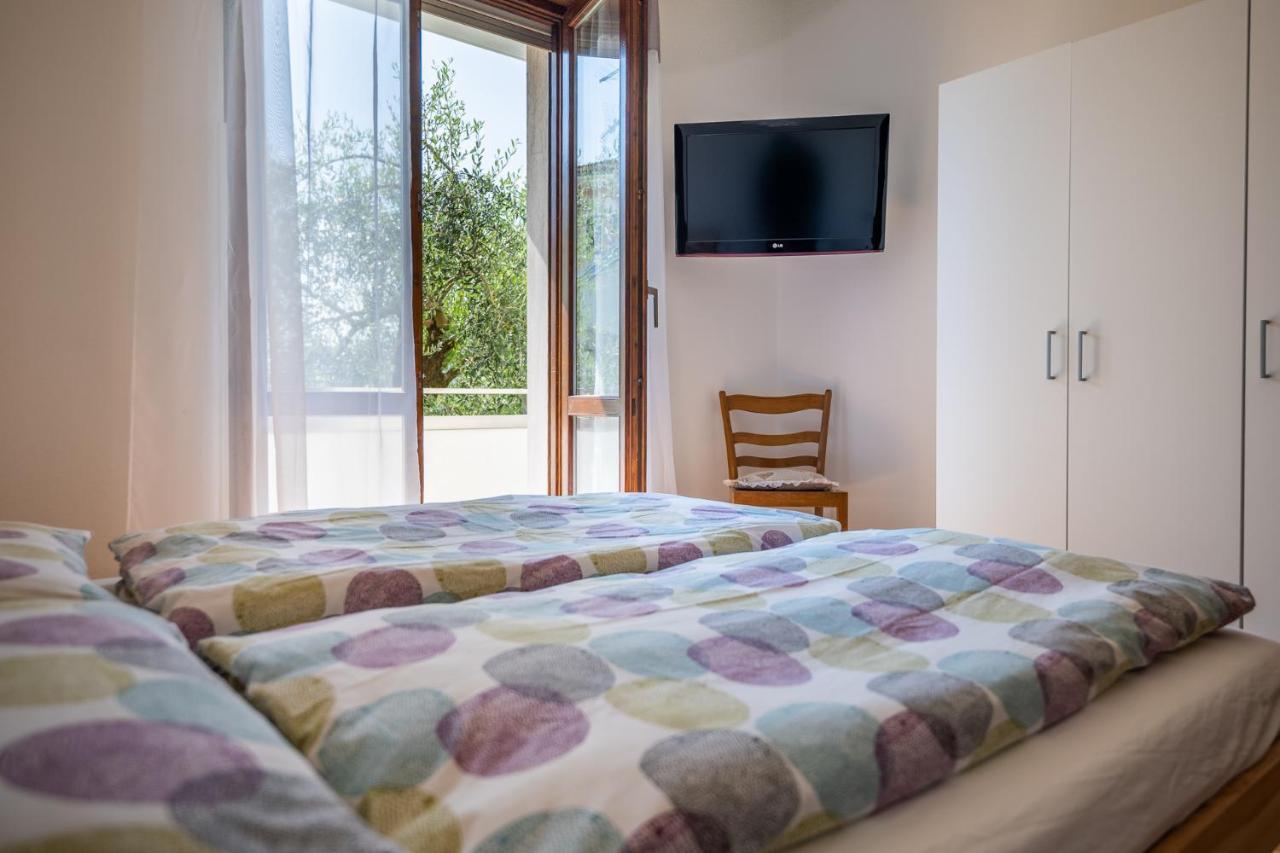 Apartments Leonardi Riva del Garda Luaran gambar